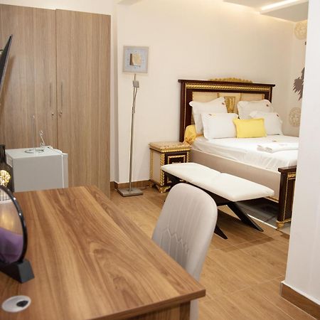 Residence Le Sommet - Chambre Versace Douala Exterior foto