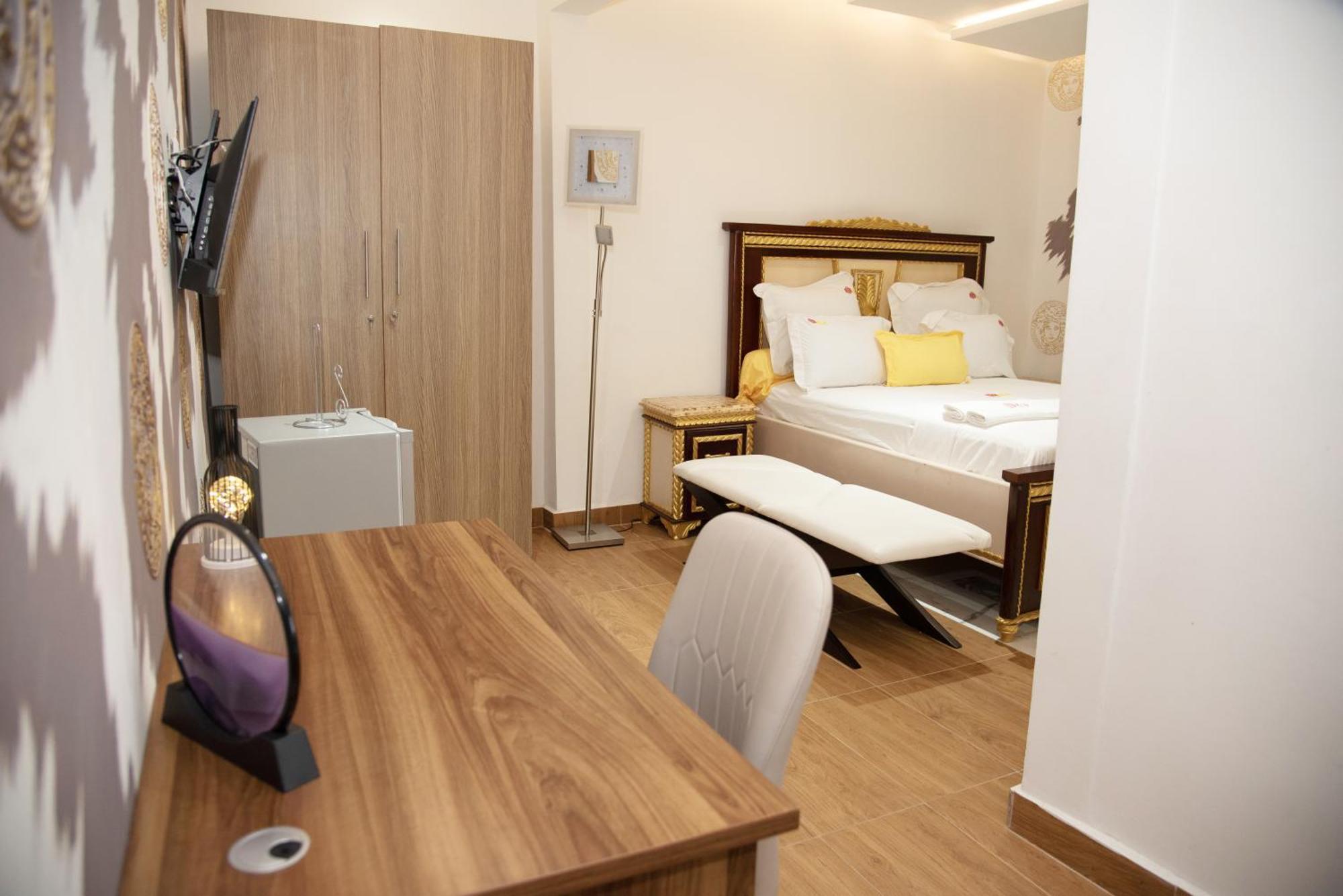 Residence Le Sommet - Chambre Versace Douala Exterior foto